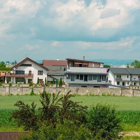 Aseltur בית הארחה 3*