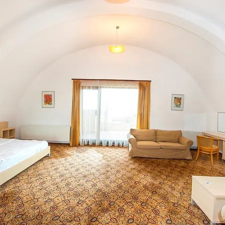 Aseltur בראשוב